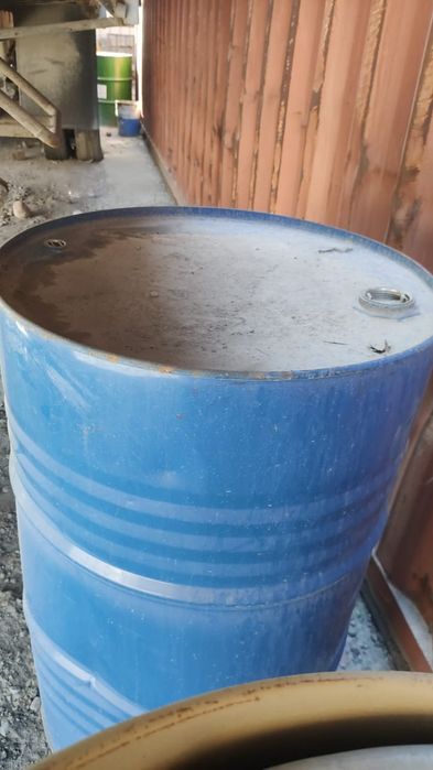 Продам бочки, мешки, канистры