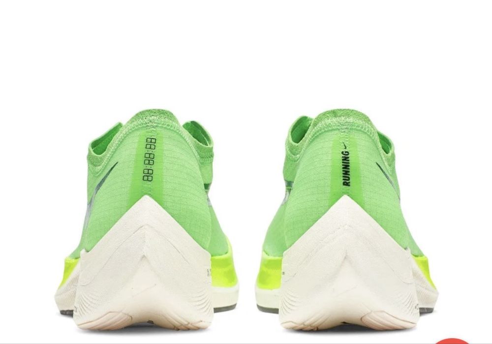Продам nike кроссовки