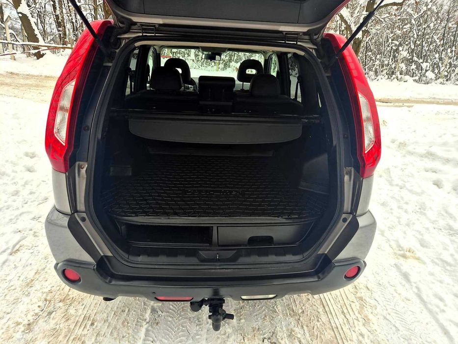 Nissan X-trail 4x4 full tekna 175500km Euro5