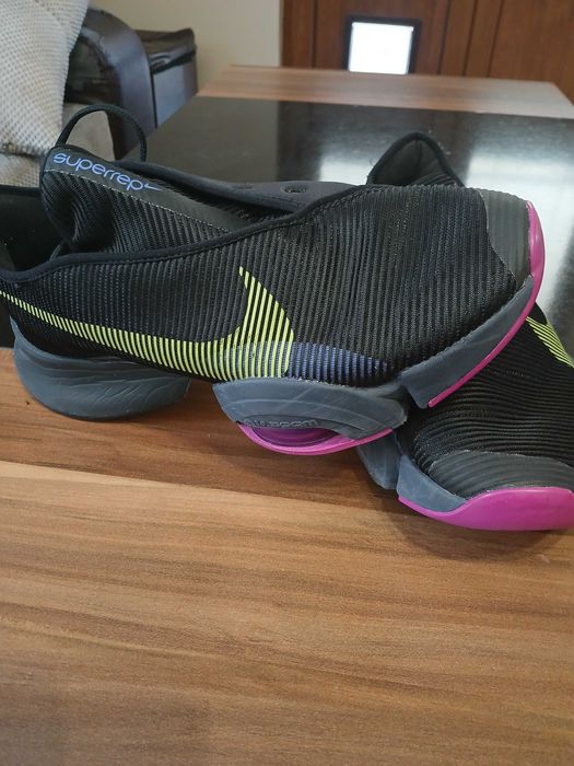 Маратонки nike 43 номер