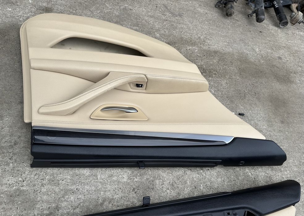 Fete usi BMW Seria 5 F10 F11, Perdelute