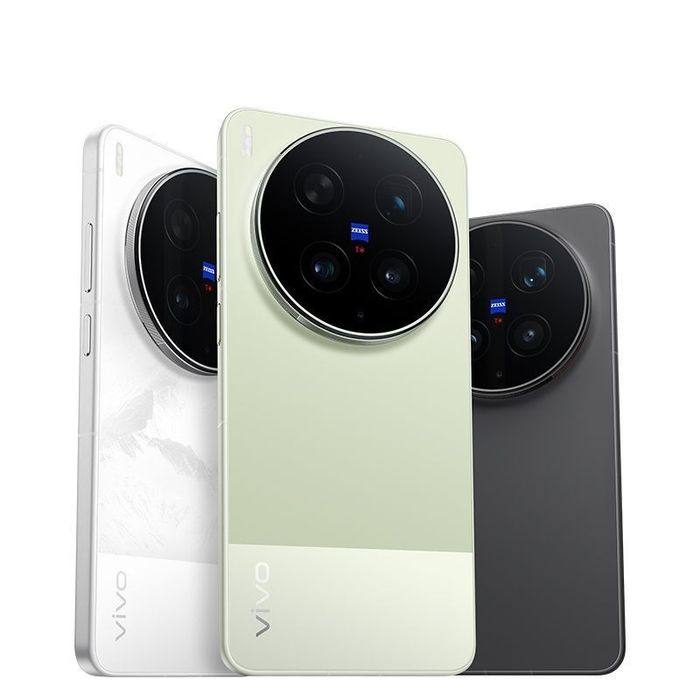 Vivo X300 Ultra Foto Flagman