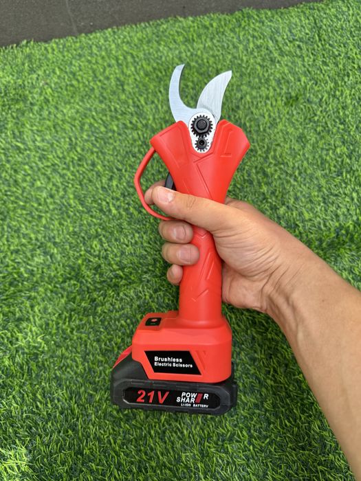 Аккумуляторный секатор 24 В