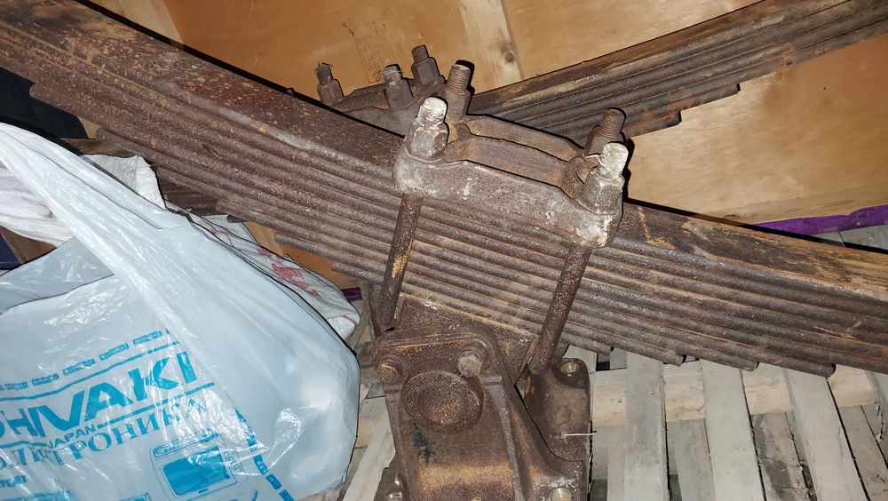 Ступицы диски рессора клинья болты