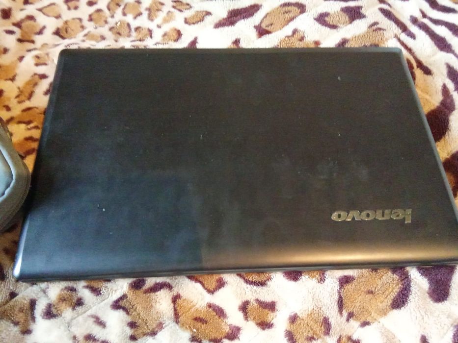Срочно продам ноутбук Lenovo
