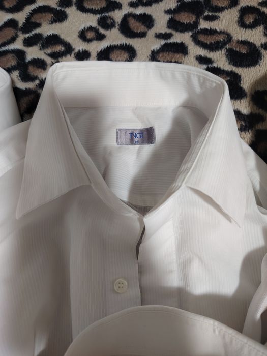 Фирменные Карейский рубашки