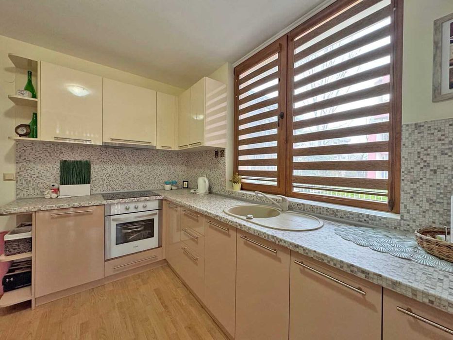 Продава се Тристаен апартамент в к.к. Слънчев бряг - 87 кв.м за 674 €/кв.м - Снимка #3