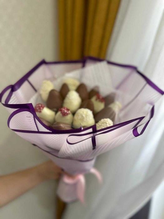 Клубника в шоколадн Актобе,букеты