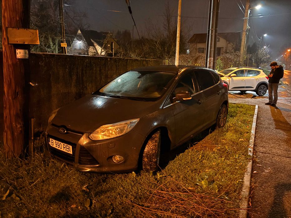 Ford Focus 2.0 Tdi automat, avariat
