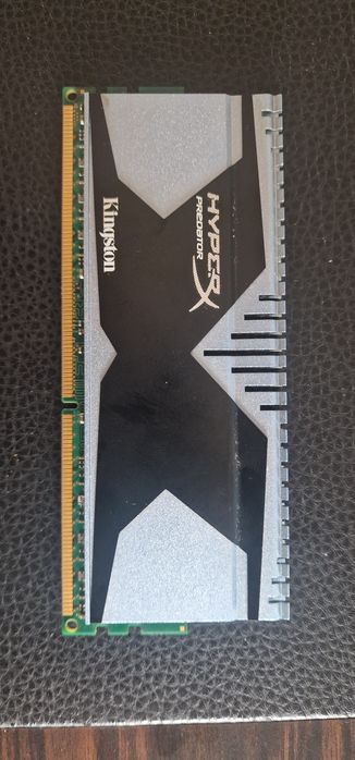 DDR3 RAM 8 GB kingston noua