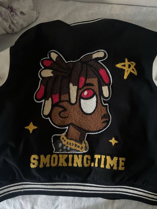 Продам бомбер осенний