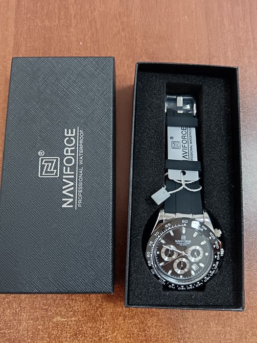 Продам часы Naviforce. Новые.