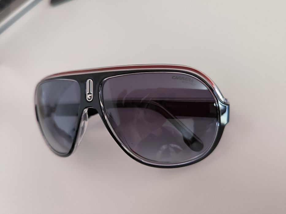 слънчеви очила CARRERA