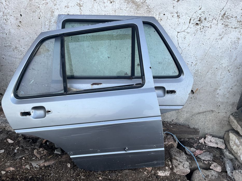 Продам двери, на гольф 2