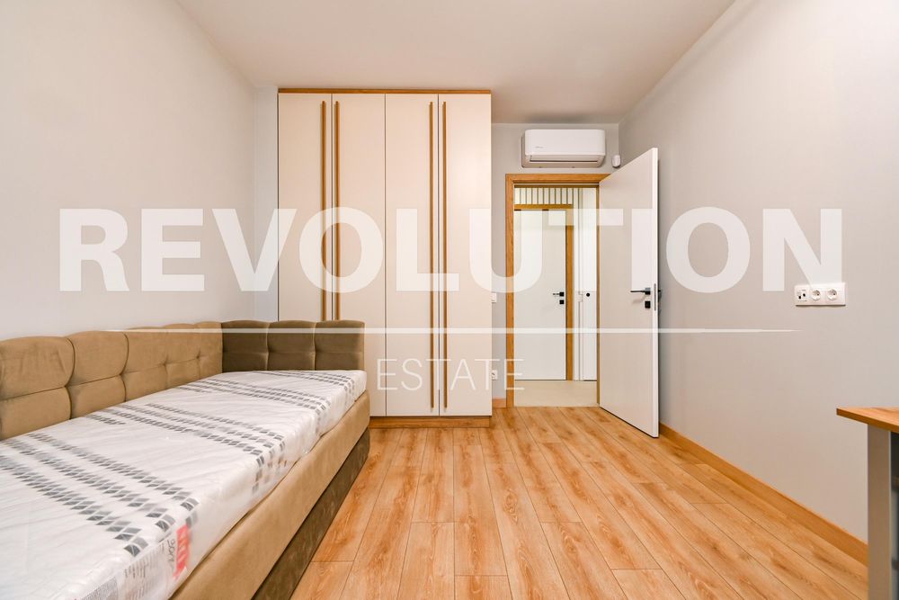 Дава се под наем Тристаен апартамент в София, Дружба 2 - 116 кв.м за 1000 € - Снимка #6