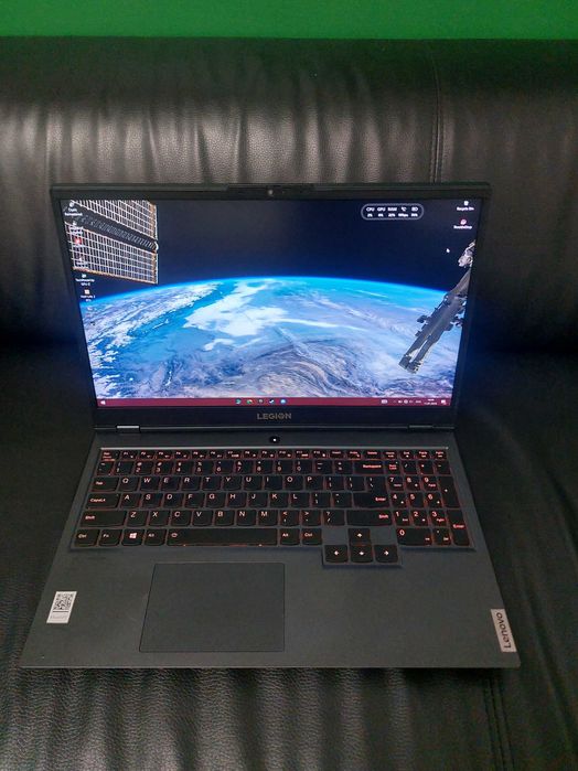 DEFECT - Laptop Gaming Lenovo Legion 5 15IMH05 IntelC i5-10300H pana la 4.50GHz, 15.6", Full HD, IPS, 16GB, 512GB SSD, NVIDIA GeForce GTX 1650 Ti 4GB
