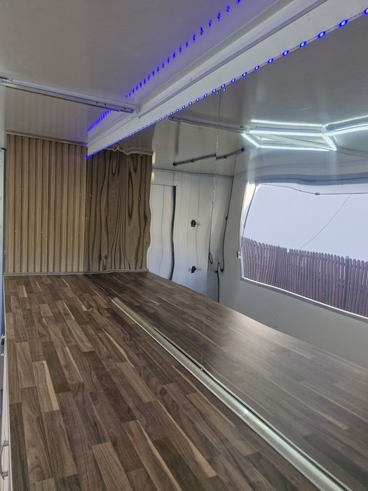 Autorulota  fast food Truk 2014