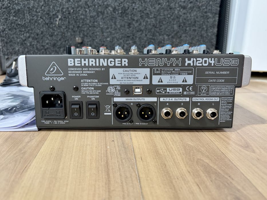 Behringer Xenyx X1204USB микшерный пульт,Музыкальная аппаратура