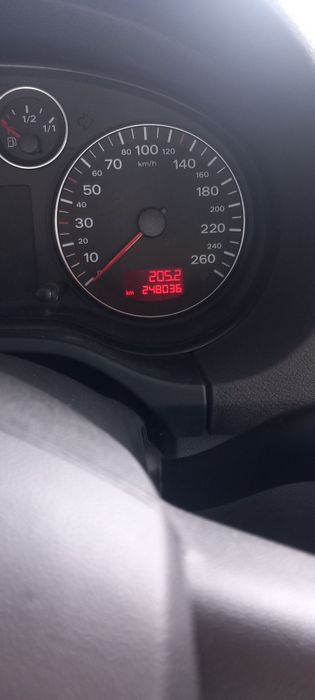 Vind Audi A3 1.6 benzina