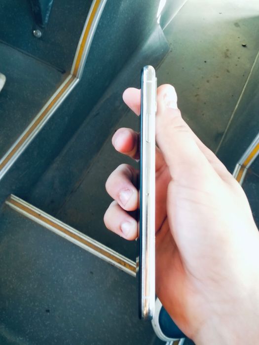 Айфон х(10) без гарантти