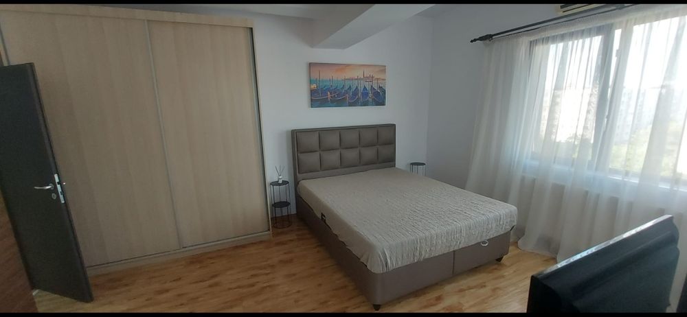Garsoniera de închiriat