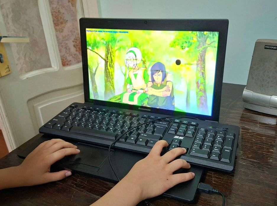 Lenovo B590 ноутбук сотилади