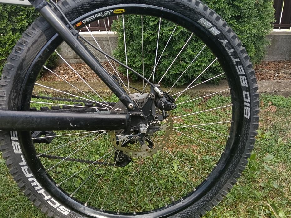 Bicicletă full suspension Kona Stinky - DH / Freeride