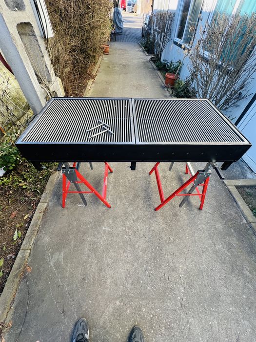 Gratar 1500x500 cu grill-uri de inox