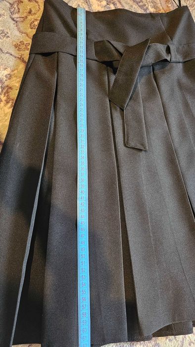Fustă midi office/elegantă neagră, mărimea S (Lucrată la croitoreasă)