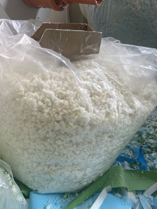 Мляно,  мемори пяна и обикновенна пяна