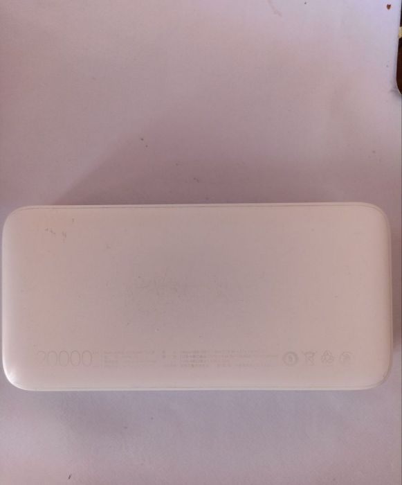 Powerbank MI sotiladi