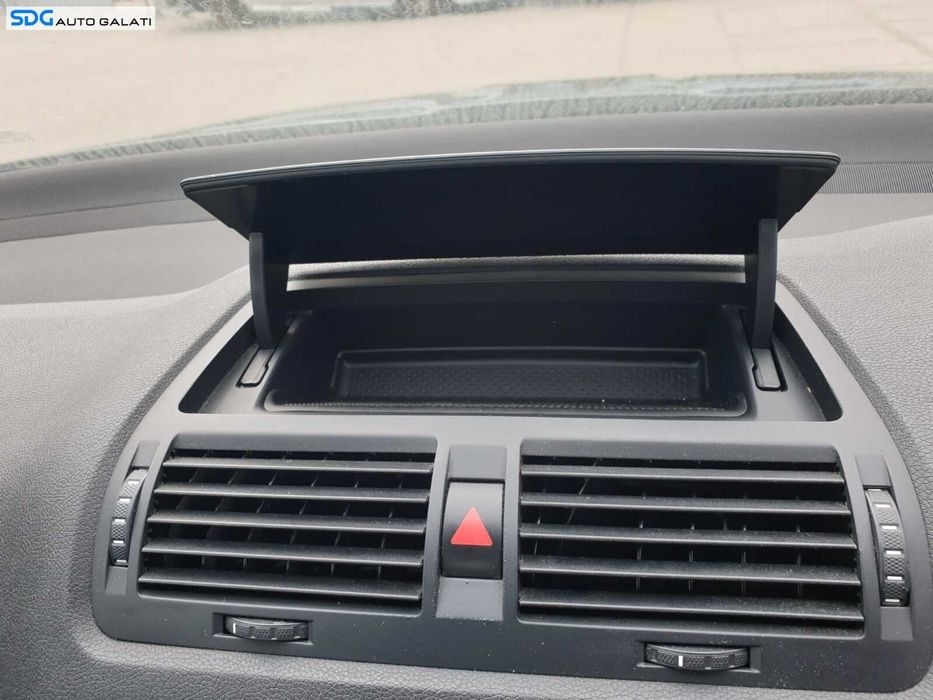 Gura Grila Aer Aerisire Ventilatie Bord Centrala Skoda Octavia 2 2004 - 2013 [C4109]