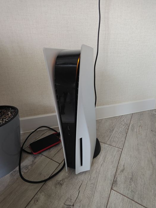 Продам PlayStation 5