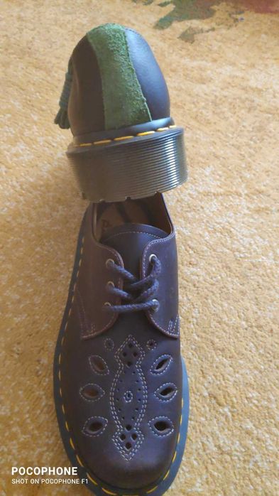 Pantofi Dr. Martens