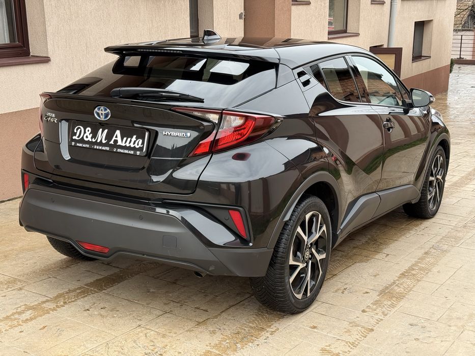 Toyota C-hr 1.8 HYBRID 122cp 72.000 Km An 2021/06 + Roti iarna