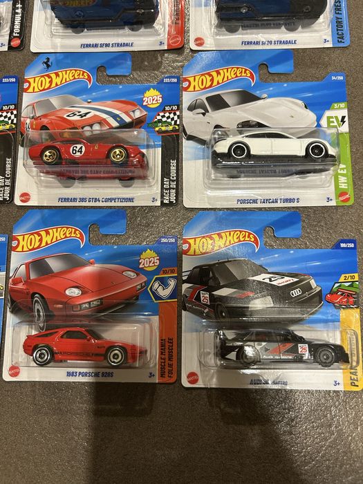 Hot wheels Ferrari  Porshe  Audi McLaren formula hotwheels колички