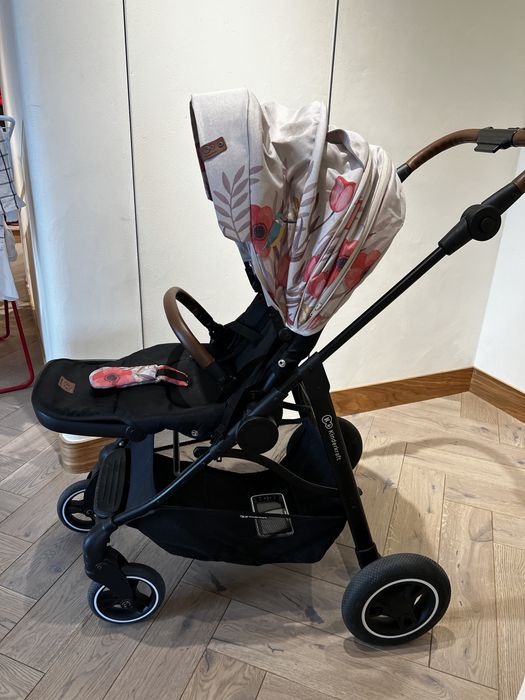 Продам коляску kinderkraft