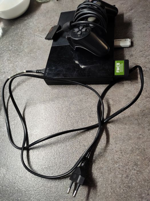 Ps2 super slim, modat