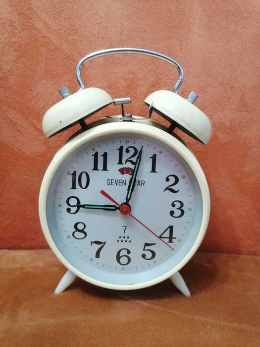Ceas masă marca Seven Star mecanic