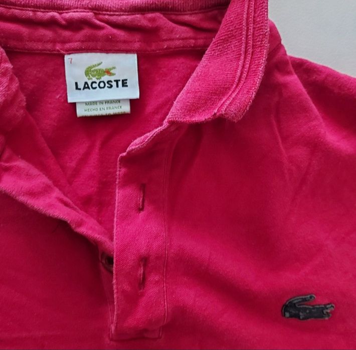 Vând tricou polo bărbătesc Lacoste mărimea L,in stare buna.