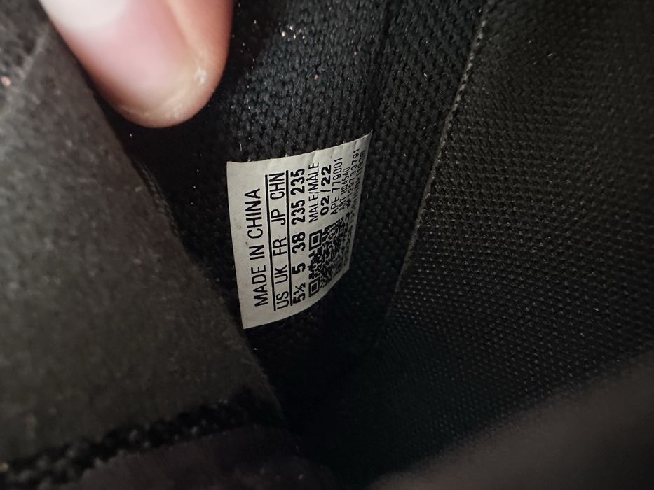 Yeezy 350 Onyx - 38