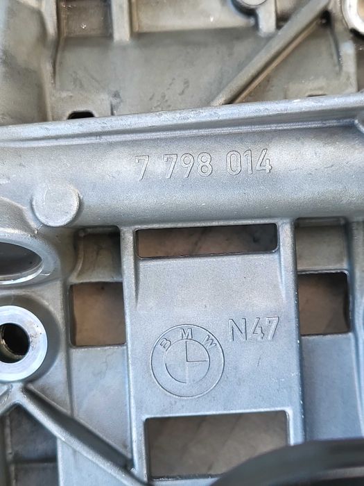 Pompa ulei bmw e81 e82 e87 e88 e90 e91 e60 e61 x1 x3 motor 1.6d 1.8d 2.0d 2.5d N47 cod oem bmw 7798014