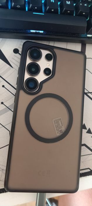 Vând Samsung S25Ultra