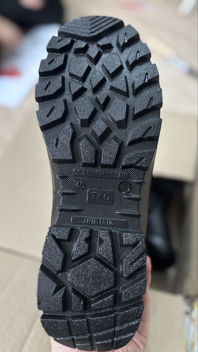 Берцы летние. 40 размер новый