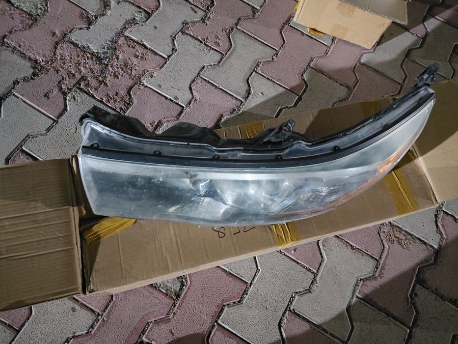 Фары от TOYOTA HIGHLANDER  2015года