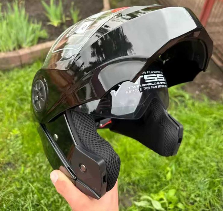 Каска гланц и мат