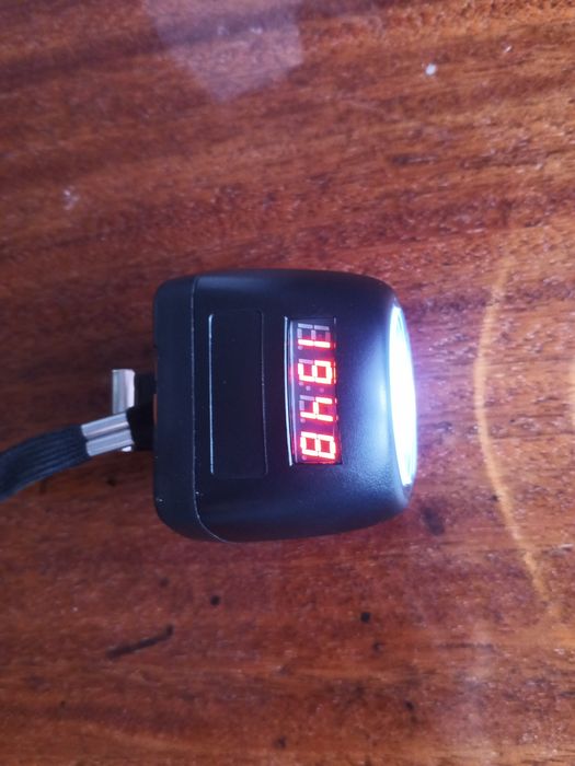 Продам фонарик  СГГ-10