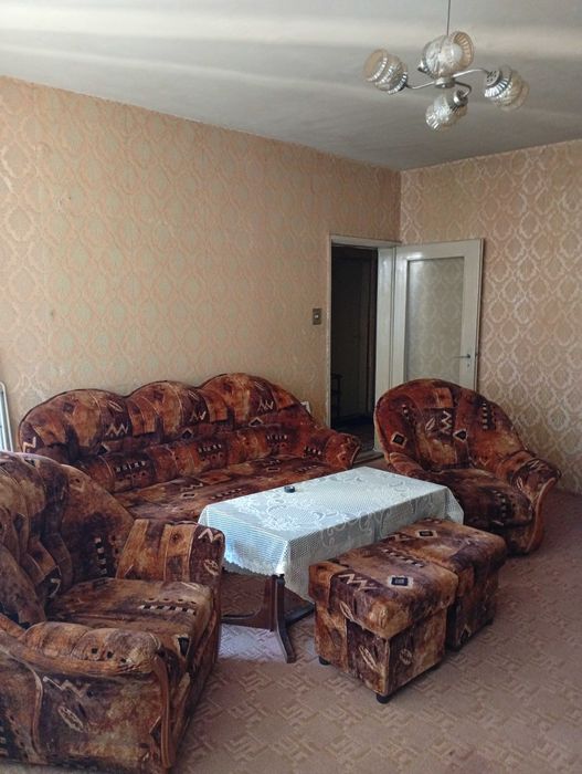 Продава апартамент