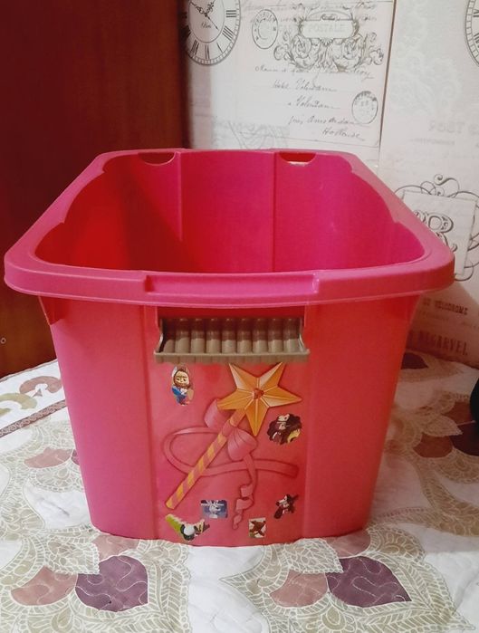 Cufăr cu roți pentru depozitare jucării