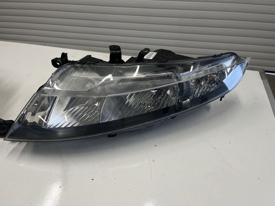 Ксенонови фарове за Honda Civic VIII
